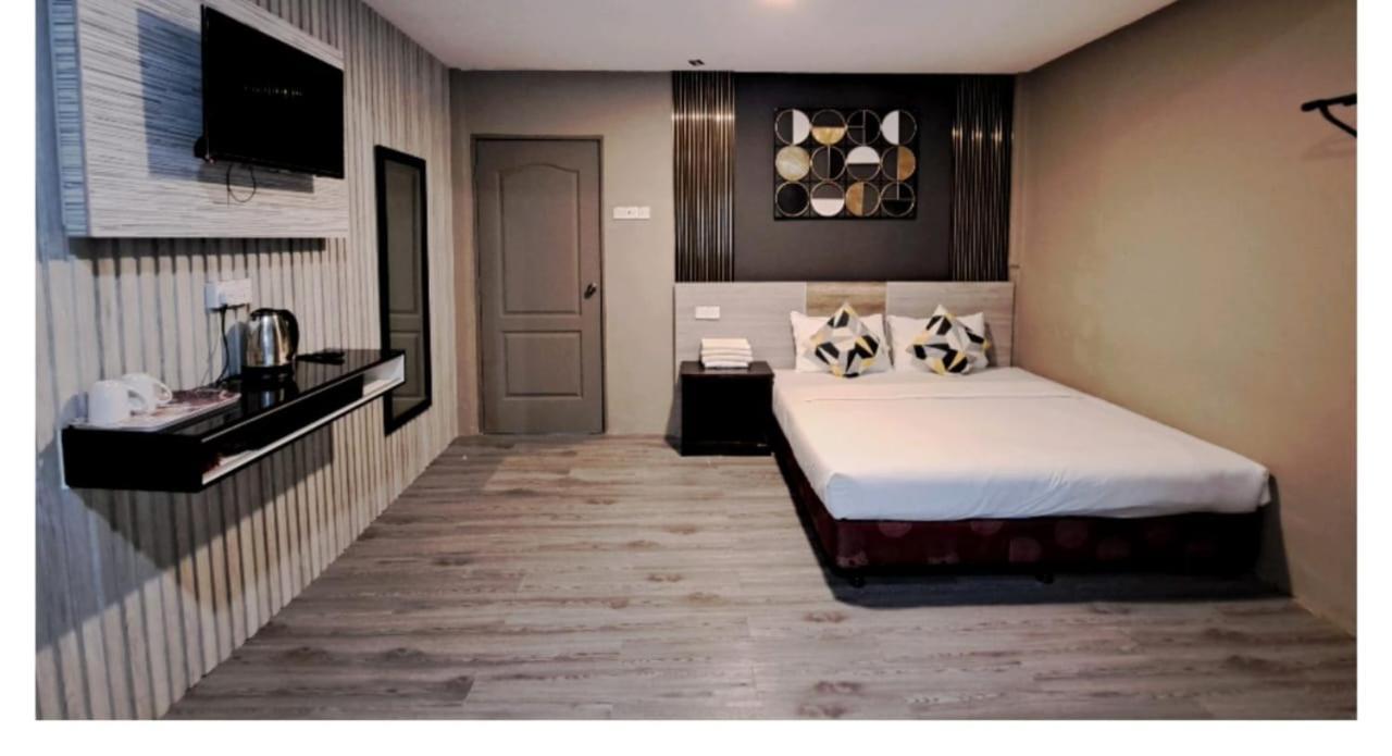 Tc Theme Park Guest house